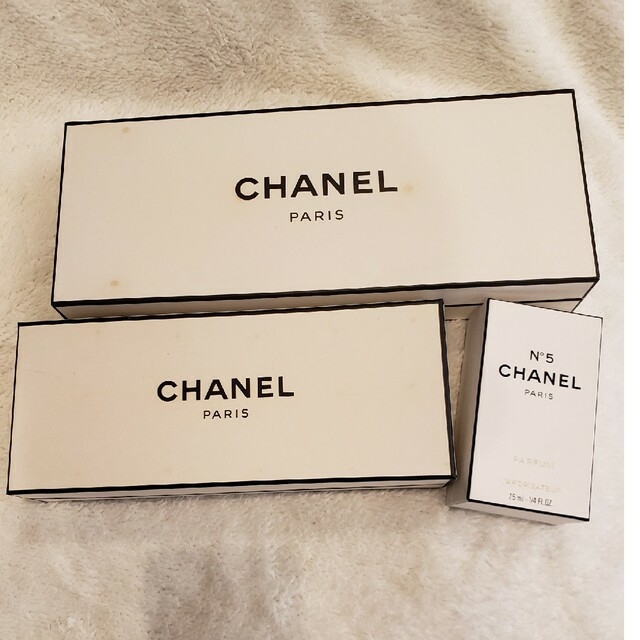 CHANEL(シャネル)のCHANEL石鹸　香水✨3点セット✨ コスメ/美容のボディケア(ボディソープ/石鹸)の商品写真