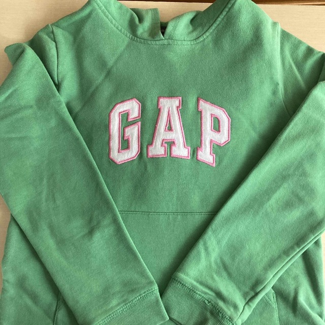 GAP Kids(ギャップキッズ)のGAPパーカー140cm キッズ/ベビー/マタニティのキッズ服女の子用(90cm~)(ジャケット/上着)の商品写真