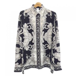 VERSACE(シルク ・ シャツ)のフリマアイテム一覧 VERSACE(シルク ・ シャツ)のフリマアイテム一覧