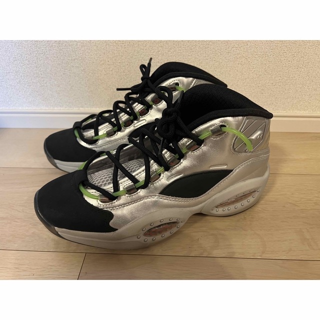 Reebok(リーボック)のREEBOK CLASSIC QUESTION MID FW7548 27cm メンズの靴/シューズ(スニーカー)の商品写真