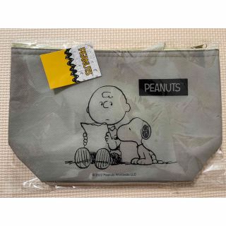 ピーナッツ(PEANUTS)のPEANUTS スヌーピー　保冷温バック（グレー）(キャラクターグッズ)