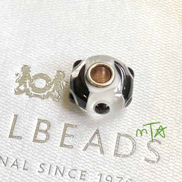 Trollbeads Panda Dot Beads イタリア限定 レディースのアクセサリー(チャーム)の商品写真
