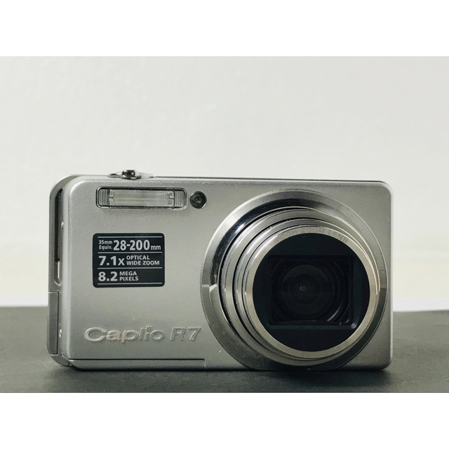 美品 RICOH Caplio R7 リコー デジタルカメラ デジカメ 動作品