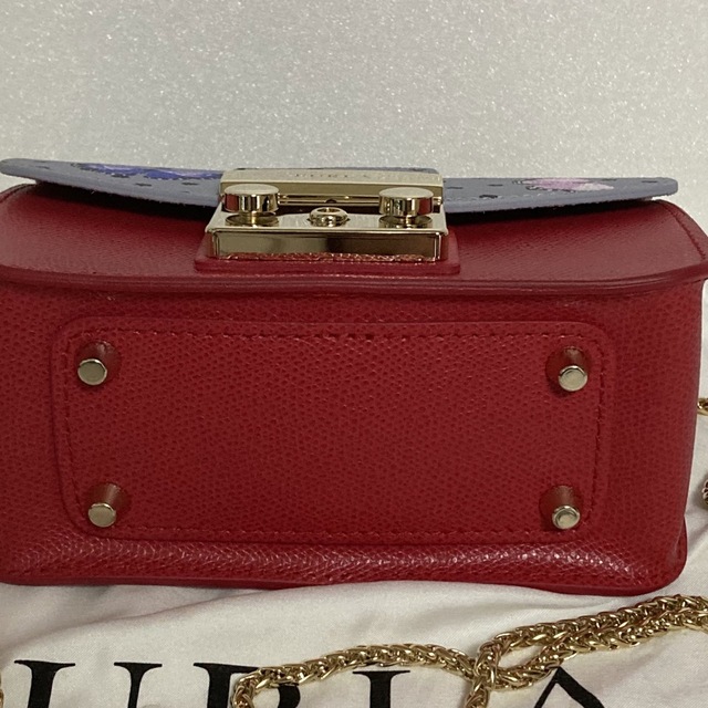 Furla(フルラ)のFURLA フルラ　バタフライフラップ　メトロポリス　未使用展示品 レディースのバッグ(ショルダーバッグ)の商品写真