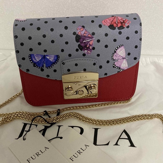 Furla(フルラ)のFURLA フルラ　バタフライフラップ　メトロポリス　未使用展示品 レディースのバッグ(ショルダーバッグ)の商品写真