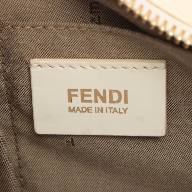 FENDI(フェンディ)のFENDI★フェンディ ズッカ レザー ワンショルダーバッグ レディースのバッグ(ショルダーバッグ)の商品写真