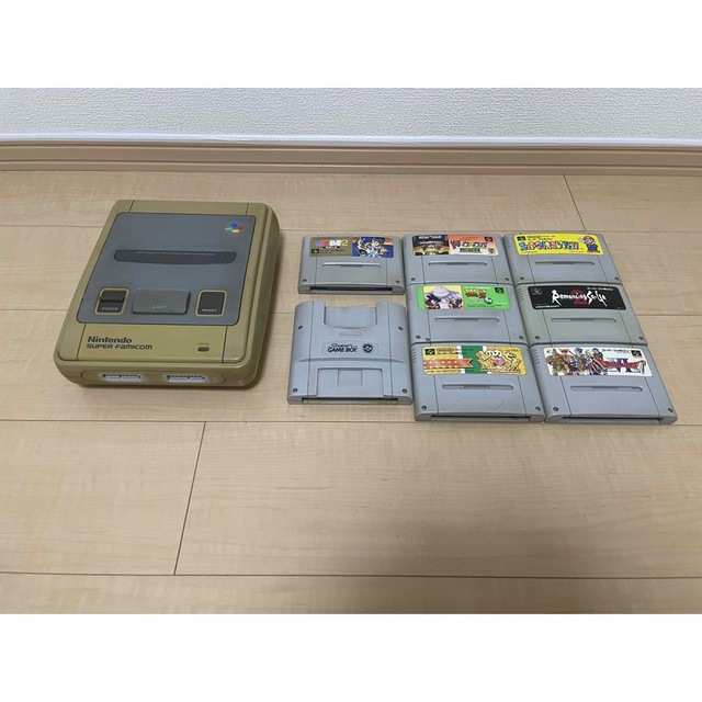 スーパーファミコン本体 スーパーゲームボーイ ソフト７点 まとめセット エンタメ/ホビーのゲームソフト/ゲーム機本体(家庭用ゲーム機本体)の商品写真