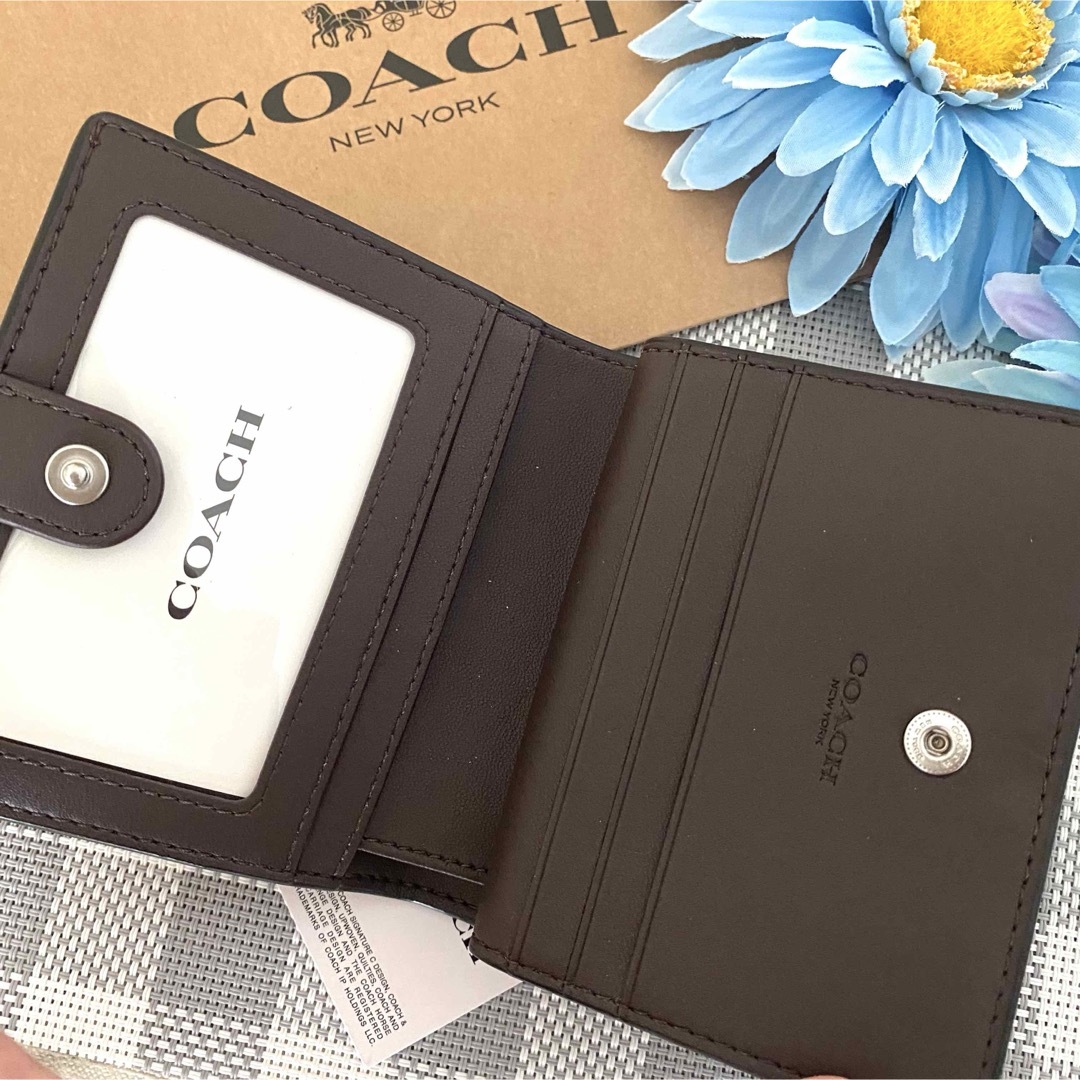 新品】COACH コーチ デニム チャーム付き 折り財布 新品】COACH コーチ デニム チャーム付き 折り財布