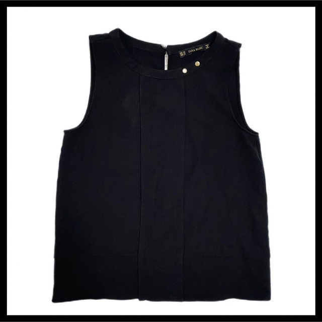 ZARA(ザラ)のZARA ゴールドボタン 袖無し トップス カットソー シャツブラウスBlack レディースのトップス(シャツ/ブラウス(半袖/袖なし))の商品写真