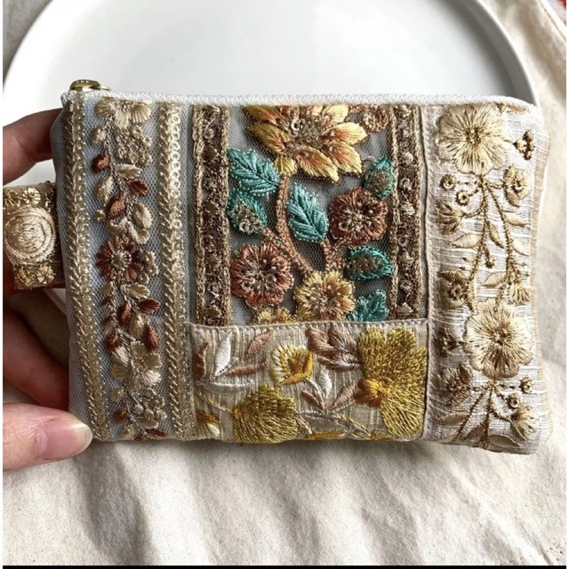 【no.7】タグ付き インド刺繍リボン ポーチ ミニポーチ (M)