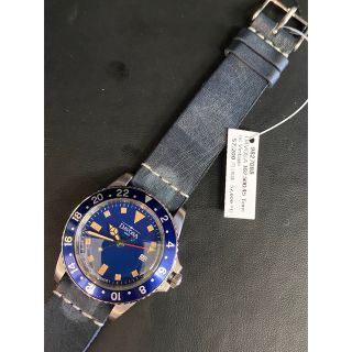 新品未使用 ダボサ ビンテージダイバー GMT クオーツ .の