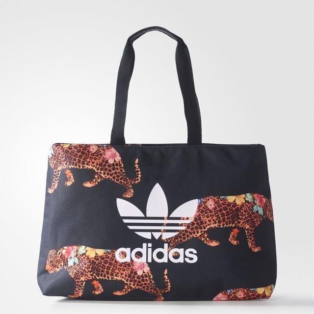 adidas(アディダス)のkirin様専用 レディースのバッグ(リュック/バックパック)の商品写真