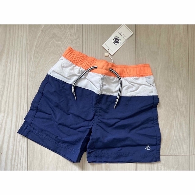 PETIT BATEAU(プチバトー)のプチバトー　男の子　swimwear(新品) キッズ/ベビー/マタニティのキッズ服男の子用(90cm~)(水着)の商品写真