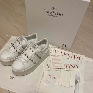 ヴァレンティノ(VALENTINO)のVALENTINO  厚底ロックスタッズスニーカー(スニーカー)