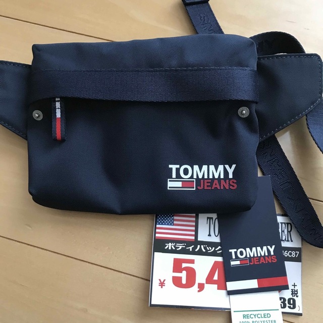 TOMMY HILFIGER(トミーヒルフィガー)のTOMMY HILFIGER  ボディーバック メンズのバッグ(ボディーバッグ)の商品写真
