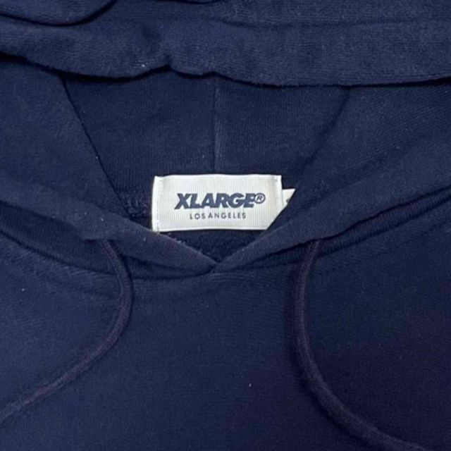 XLARGE(エクストララージ)のX-large スウェットパーカー フーディー Sサイズ　センターロゴ　刺繍 メンズのトップス(パーカー)の商品写真