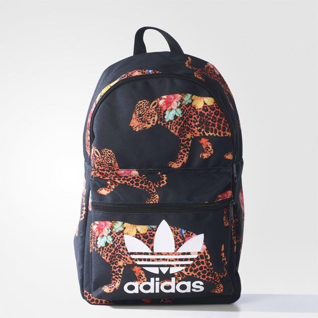 adidas(アディダス)の【新品/即納OK】adidas オリジナルス farm バックパック ジャガー レディースのバッグ(リュック/バックパック)の商品写真