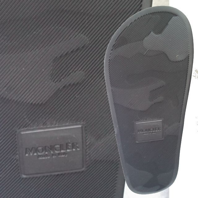 MONCLER(モンクレール)の●新品/正規品● MONCLER Basile X Sliders サンダル メンズの靴/シューズ(サンダル)の商品写真