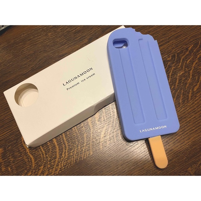 LagunaMoon(ラグナムーン)のiPhone  SE スマホカバー　新品 スマホ/家電/カメラのスマホアクセサリー(iPhoneケース)の商品写真