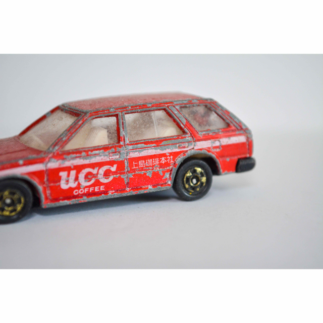 トミカ No.34 日産 ブルーバード ワゴン UCC 1984年 日本製 トミカ No.34 日産 ブルーバード ワゴン UCC 1984年 日本製