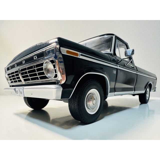 chryslerGreenLightグリーンライト/'73 Fordフォード F100 1/18