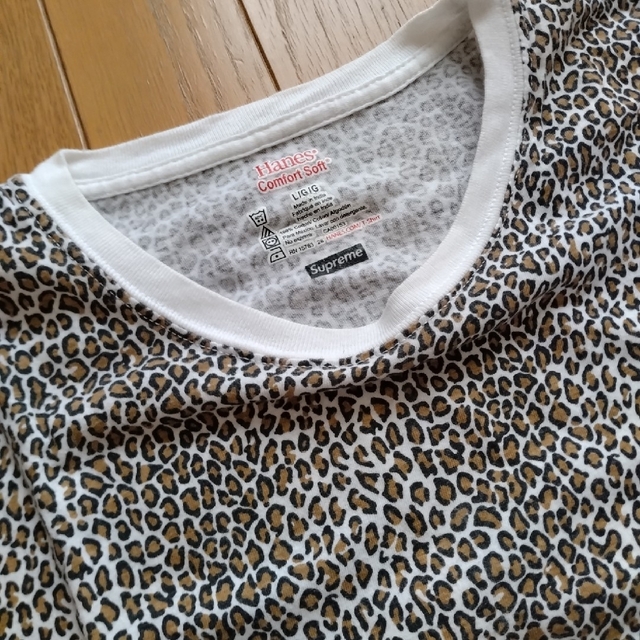 Supreme(シュプリーム)のSupreme Hanes Leopard Tagless Tee メンズのトップス(Tシャツ/カットソー(半袖/袖なし))の商品写真