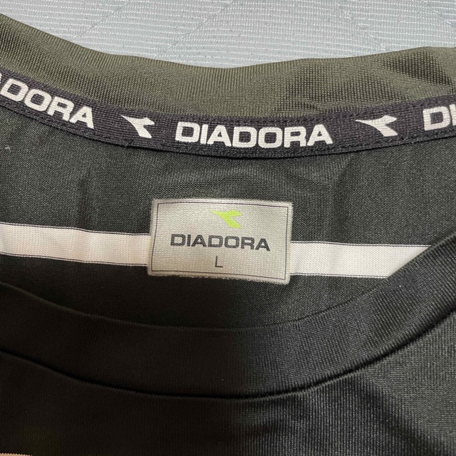 DIADORA(ディアドラ)のディアドラ  Tシャツ　メンズＬ　黒　テニス　難あり スポーツ/アウトドアのテニス(ウェア)の商品写真