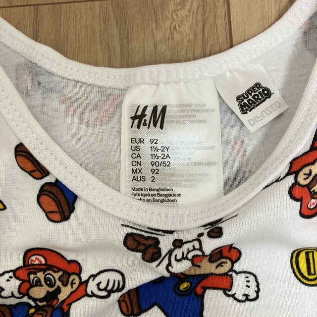 H&M(エイチアンドエム)のスーパーマリオ　タンクトップ　2枚セット　90cm キッズ/ベビー/マタニティのキッズ服男の子用(90cm~)(Tシャツ/カットソー)の商品写真