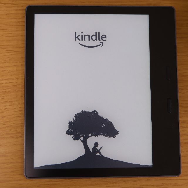 Kindle Oasis(第10世代) Wi-Fi 8GB 広告無しAmazonの通販 by ひで｜ラクマ