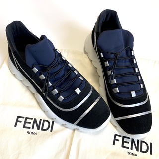 フェンディ(FENDI)の【正規品】FENDI ダッドスニーカー ブラック／26cm(スニーカー)