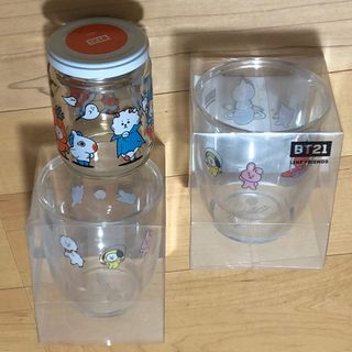 【新品未使用】BT21のダブルウォールカップ２個＆ボトルケースセット(グラス/カップ)