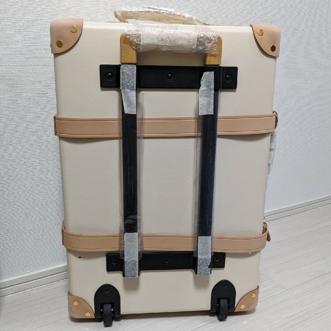 GLOBE-TROTTER(グローブトロッター)のGLOBE-TROTTER センテナリー キャリーオン 未使用 レディースのバッグ(スーツケース/キャリーバッグ)の商品写真