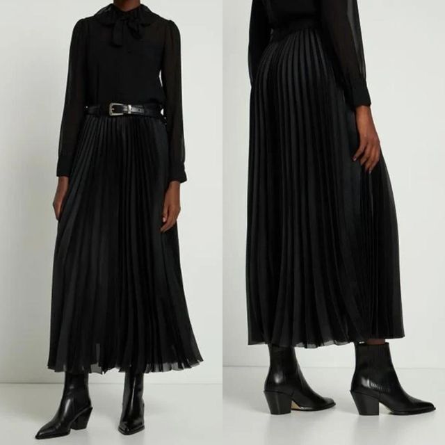 サイズ1 SACAI 22AW プリーツ パンツ 黒 新品 定価82500円 サイズ1 SACAI 22AW プリーツ パンツ 黒 新品 定価82500円