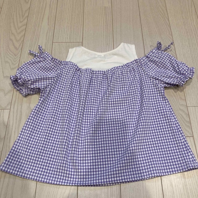 みゆあまま様専用【120センチ】キッズ　肩出しトップス キッズ/ベビー/マタニティのキッズ服女の子用(90cm~)(Tシャツ/カットソー)の商品写真