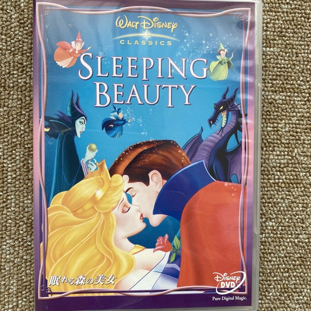 Disney(ディズニー)のtom様専用　眠れる森の美女 ピノキオ　DVD エンタメ/ホビーのDVD/ブルーレイ(キッズ/ファミリー)の商品写真