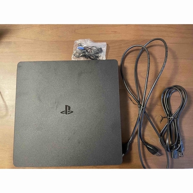 美品　SONY PlayStation4 本体 CUH-2200AB01