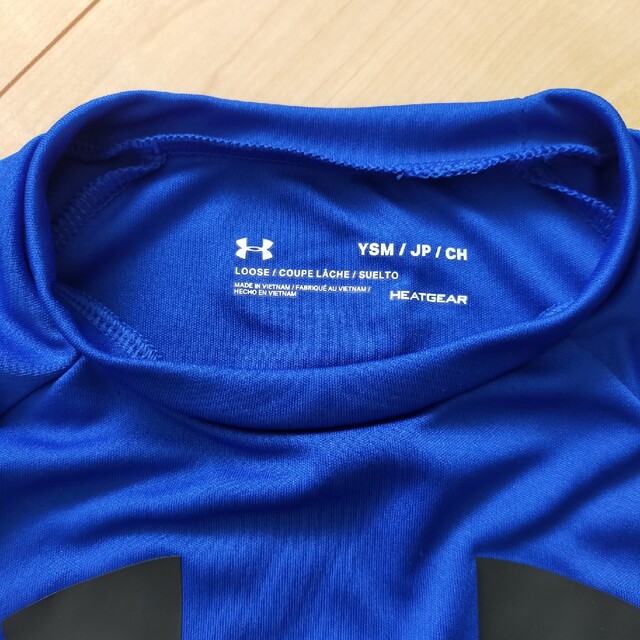 UNDER ARMOUR(アンダーアーマー)のtoton様専用*アンダーアーマー*スポーツTシャツ キッズ/ベビー/マタニティのキッズ服男の子用(90cm~)(Tシャツ/カットソー)の商品写真