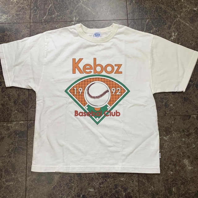 試着のみ　KEBOZ Tシャツ