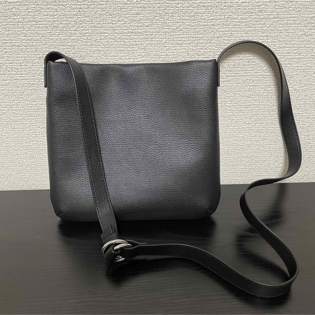 HARE - レザーショルダーBAG Ssize (HARE)の通販 by みみ's shop|ハレ