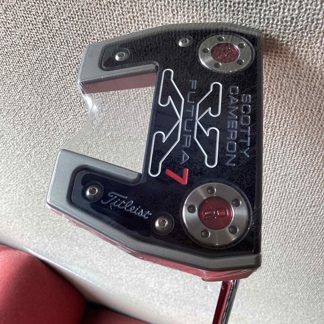 Scotty Cameron(スコッティキャメロン)の未使用品　パター　タイトリスト　スコッティキャメロン　FUTURA X7 スポーツ/アウトドアのゴルフ(クラブ)の商品写真