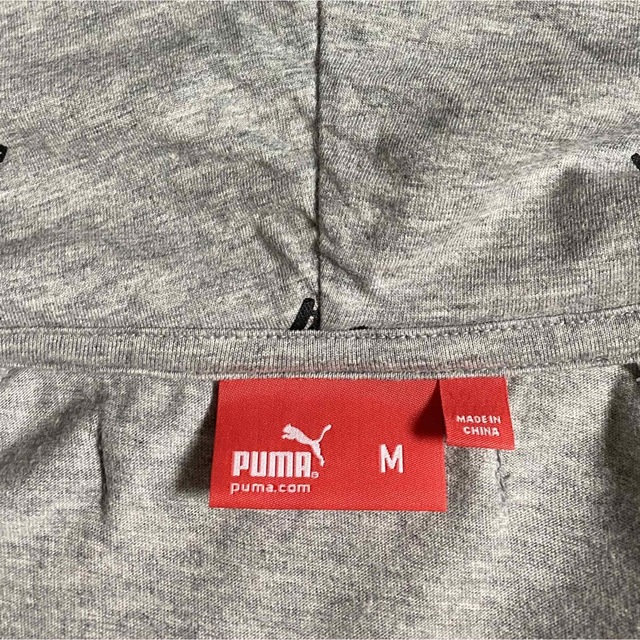 PUMA(プーマ)のプーマ  パーカー　羽織り　難あり レディースのトップス(パーカー)の商品写真