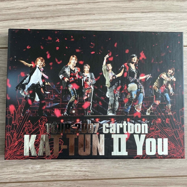 KAT-TUN(カトゥーン)のTOUR　2007　cartoon　KAT-TUN　II　You（ブックタイプ・ エンタメ/ホビーのDVD/ブルーレイ(ミュージック)の商品写真