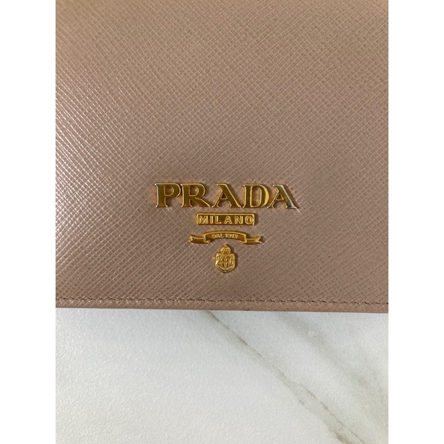 PRADA(プラダ)の専用　プラダ　サフィアーノ　二つ折り財布　２つ折り　バイカラー　cipria  メンズのファッション小物(折り財布)の商品写真