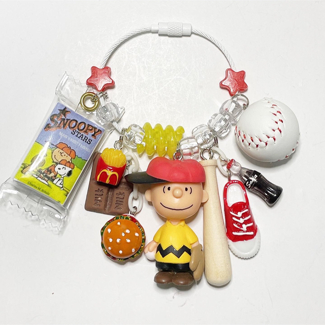 SNOOPY(スヌーピー)のいつかきっと僕もメジャーリーガーになるんだ👦⚾️✨キーホルダー ハンドメイドのアクセサリー(キーホルダー/ストラップ)の商品写真