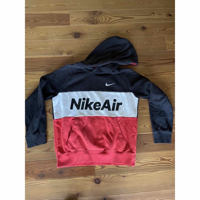 NIKE(ナイキ)のNIKE パーカー（冬用）akhc様専用 キッズ/ベビー/マタニティのキッズ服男の子用(90cm~)(ジャケット/上着)の商品写真