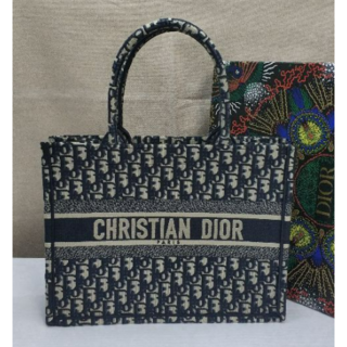 ディオール(Christian Dior) ポーチ(レディース)の通販 5,000点以上 