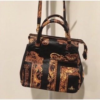 ヴィヴィアンウエストウッド(Vivienne Westwood)のVivienneWestwood ヴィヴィアンウエストウッド額縁ショルダーbag(ハンドバッグ)