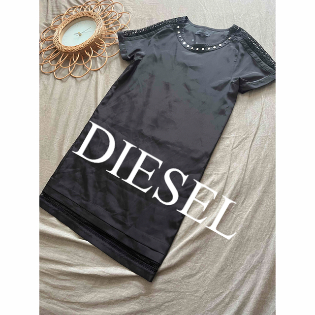 DIESEL(ディーゼル)のDIESEL ディーゼル　ディーゼルブラックゴールド　ワンピース　人気　完売 レディースのワンピース(ひざ丈ワンピース)の商品写真