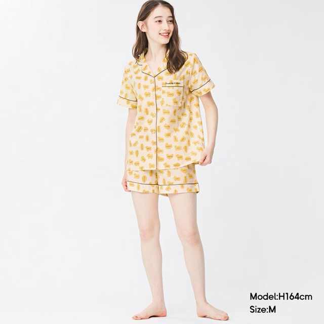 GU(ジーユー)のGU×たべっ子どうぶつ　パジャマ　半袖　Lサイズ レディースのルームウェア/パジャマ(パジャマ)の商品写真