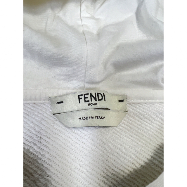 ⭐︎美品⭐︎ FENDI フェンディ　フロントロゴ　フーディ 6